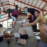 Pemusnahan barang bukti 79 kasus kejahatan yang berlangsung di TPA Tlekung, Kota Batu.