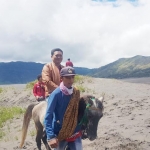 Sejak diberlakukannya Car Free Month, pengunjung wisata Bromo semakin meningkat.