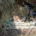 Pembangunan Jembatan di Desa Dukuhmojo, Kecamatan Mojoagung, Kabupaten Jombang.