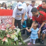 Ungkapan belasungkawa para rakyat untuk petugas KPPS yang gugur saat Pemilu 2019. foto: JESSI CARINA/ KOMPAS.com