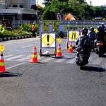 Pengerjaan tes PIT di Jalan Yos Sudarso.