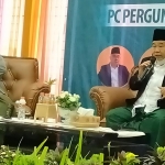 Prof. Dr. KH. Asep Saifuddin Chalim, M.Ag, saat menceritakan sejarah mendirikan Pondok Pesantren Amanatul Ummah di Pacet, Mojokerto, usai melantik Pengurus PC Pergunu Aceh Besar, Kamis (24/12/2020).
