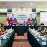 Menteri ATR/BPN saat mengikuti rapat koordinasi dengan pemerintah daerah di Maluku Utara.