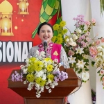 Ketua TP PKK Kabupaten Kediri, Eriani Annisa Hanindhito atau yang akrab disapa Mbak Cicha, saat memberi sambutan.