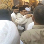 Suasana haru menyelimuti kegiatan sujud syukur yang dilakukan paslon Nurochman-Heli di Masjid An-Nur, Kota Batu, Rabu (27/11/2024) malam.