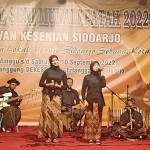 Salah satu peserta Festival Seni Munali Patah (FSMP) 2022 di Dekesda Art Center, Jl. Erlangga 67 Sidoarjo, Rabu (7/9/2022) malam.