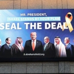 Tampak billboard besar yang menampilkan foto Presiden Indonesia Prabowo Subianto bersama para pemimpin AS, Israel dan Arab dipajang di Tel Aviv, Israel. (X/AbrahamShield25/CNBC)