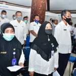 ASN Pemkab Lamongan saat apel ikrar netralitas dalam Pilkada Lamongan 2020. 