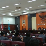 Dewan Perwakilan Rakyat Daerah (DPRD) Kabupaten Blitar menggelar sidang paripurna, Kamis (1/2). 