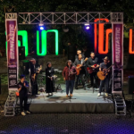 Pj Wali Kota Kediri, Zanariah, saat turut bernyanyi di event BrantasTic (dok. Ist)