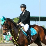 Atlet pacuan kuda yang menjadi ikon kebanggaan Pasuruan Raya.