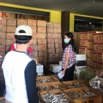 Barang-barang yang disiapkan untuk didistribusikan kepada 30 ribu KK di Kota Batu.