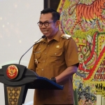Wali Kota Batu, Nurochman saat memberi arahan di forum TJSLBU