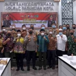 
Wakil Walikota Pasuruan Adi Wibowo Beserta Forkopimda Kota Pasuruan saat launching Satgas PPA. Foto: ARDIANZAH/BANGSAONLINE.com