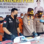 Kapolres Ngawi saat menggelar rilis pers.