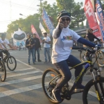 Wali Kota Mojokerto Ika Puspitasari saat mengikuti Fun Bike.
