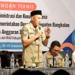 Penjabat Bupati Bangkalan Arief M Edie saat membuka bimtek.