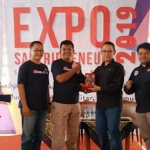 Pembukaan Santripreneur Expo 2019 yang digelar di Alun-alun Kanigoro Kabupaten Blitar.