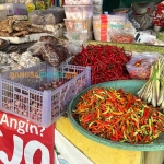 Setelah sempat melonjak tajam, kini harga cabai rawit mulai turun. Foto: Bangsaonline.