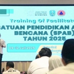 Kalaksa BPBD Jatim saat memberi sambutan.