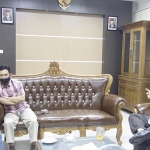 Sarjono dan Khoirul Anam, Wakil Ketua DPRD Kabupaten Ngawi. (foto: ist).