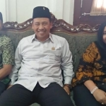 Ketua Komisi D DPRD Kota Malang Achmad Wanedi didampingi dua anggota Komisi A Abdul Wahid dan Nurul Faridawati saat ditemui di ruang Komisi. 