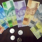 11 uang rupiah pecahan baru yang resmi diedarkan mulai kemarin.