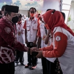 Bupati Jember Hendy Siswanto saat menghadiri Musyawarah Lokal (Muslok) Orari ke XIII bertempat di Aula Balai Diklat BPKPSDM Jalan Nusantara Kecamatan Kaliwates, Sabtu (13/11). foto: bangsaonline.com