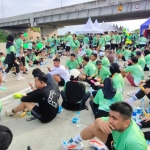 Peserta SAE RUN di Tol Kraksaan, Kabupaten Probolinggo.