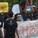 Demo Tolak Omnibus Law UU Cipta Kerja di Lamongan. (foto: ist).