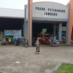 Pasar Peterongan Jombang mulai Kamis besok akan ditutup sementara.