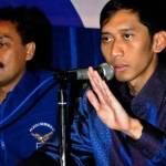  Edhie Baskoro Yudhoyono (Ibas) dan mantan Menteri Pemuda dan Olah raga Andi Alfian Mallarangeng dalam acara Partai Demokrat. Foto: rimanews.com