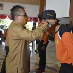 Pj. Bupati Trenggalek, Drs. Benny Sampirwanto, M.Si., saat membuka Pelatihan Teknis Pertolongan Pertama Pada Kecelakaan (First Aid) Bagi Potensi Pencarian dan Pertolongan di Pendopo Kabupaten Trenggalek, Senin (28/9/2020). (foto: ist).