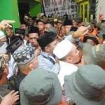 Salah satu kericuhan yang terjadi di Muktamar ke 33 NU di Jombang. (foto: rony suhartomo/BANGSAONLINE)