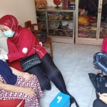 Vaksinasi kepada penyandang disabilitas dan ODGJ di Surabaya.