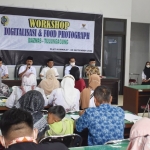 Puluhan pelaku usaha saat mengikuti workshop.