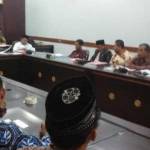 Hearing antara guru agama dan komisi D DPRD Jember. foto: detik