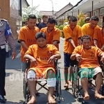 Pelaku curanmor komplotan Fauzi alias Jitul dan komplotan Samsul Arifin saat diamankan di Mapolres Blitar Kota.