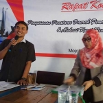 Sosialisasi pilkada oleh KPU masih belum menunjukkan antusiasme pemilih. foto: Yudi/ bangsaonline.com