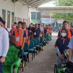 Sejumlah peserta saat mengikuti Uji Kompetensi Tenaga Terampil Bidang Jasa Konstruksi di Bangkalan.