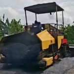 Pengerjaan ruas jalan oleh DPUPR Jombang.