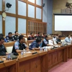 Karyawan PT Smelting saat hearing dengan Komisi IX DPR RI. foto: istimewa