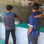 Tempat pelatihan cabang olahraga menembak di Kabupaten Sampang yang didirikan secara swadaya. Foto: MUTAMMIM/BANGSAONLINE