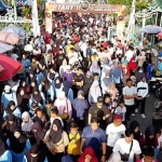 Kegiatan JJS yang digelar Jurnalis Muda Pamekasan bersama SPPG di Monumen Arek Lancor