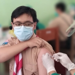 Pelaksanaan vaksin di SMKN 1 Madiun.