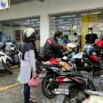 Suasana minimarket di Jalan Diponegoro Sidoarjo yang dibobol maling.