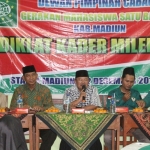Mantan Bupati Madiun Mbah Tarom saat menjadi narasumber Pendidikan dan Latihan (Diklat) Kader Milenial di Aula Sekolah Tinggi Agama Islam Nahdlatul Ulama (STAINU) Madiun.