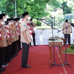 PENGUKUHAN: Pengurus Mabicab, Kwarcab, dan LPK Gerakan Pramuka Kwartir Sidoarjo 2020-2026, saat dilantik di Pendapa Delta Wibawa, Rabu (29/12). foto: ist.