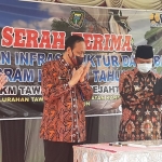 Wali Kota Madiun Maidi saat acara serah terima kegiatan infrastruktur dan Bantuan Pemerintah untuk Masyarakat (BPM) program Kota Tanpa Kumuh (Kotaku) tahun 2020.