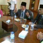 WAKIL GRESIK.